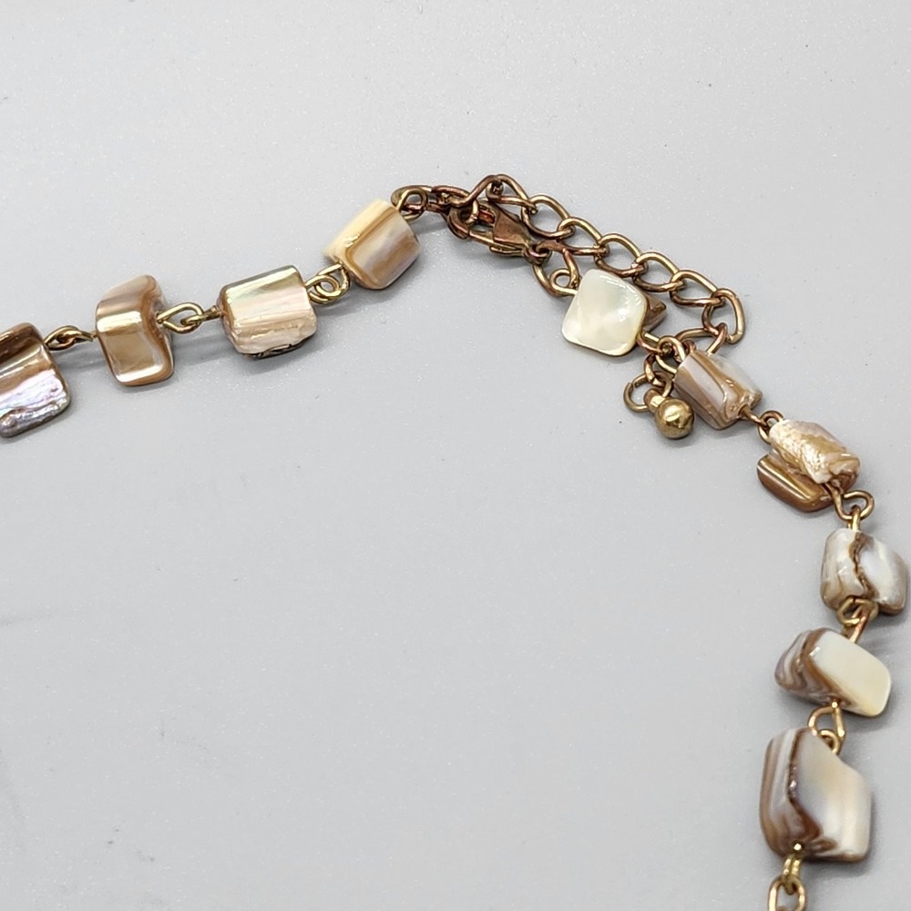 Natural Shell Statement Bib Necklace Gold Tone Adjustable Iridescent - Picture 3 of 3